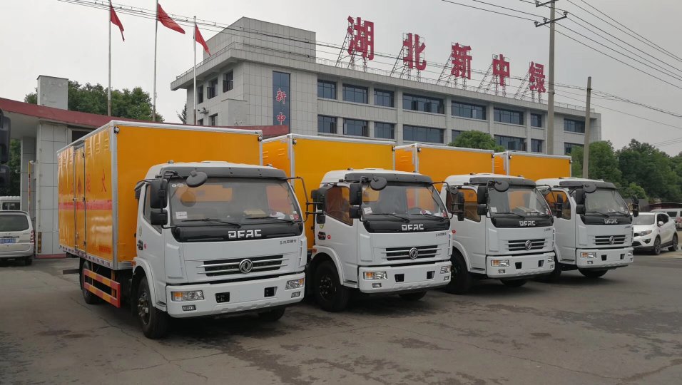 东风多利卡防爆器材运输车