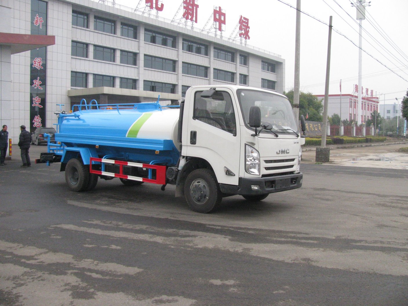 5吨多利卡运水车价格_云南洒水车厂家