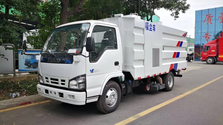 新中绿 吸尘车