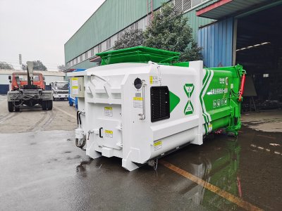 湖北新中绿深度保洁车