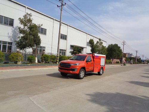 XZL5037GSS6型洒水车