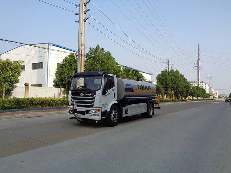 XZL5180GPSBEV型纯电动绿化喷洒车