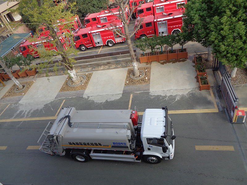 XZL5180ZYSBEV型纯电动压缩式垃圾车