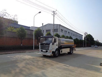 XZL5180GQXBEV型纯电动清洗车