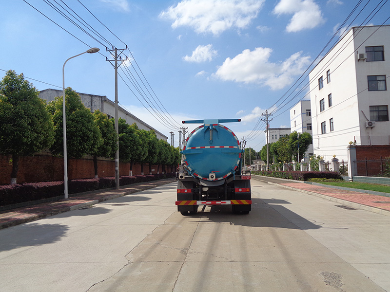 XZL5187GXW6型吸污车