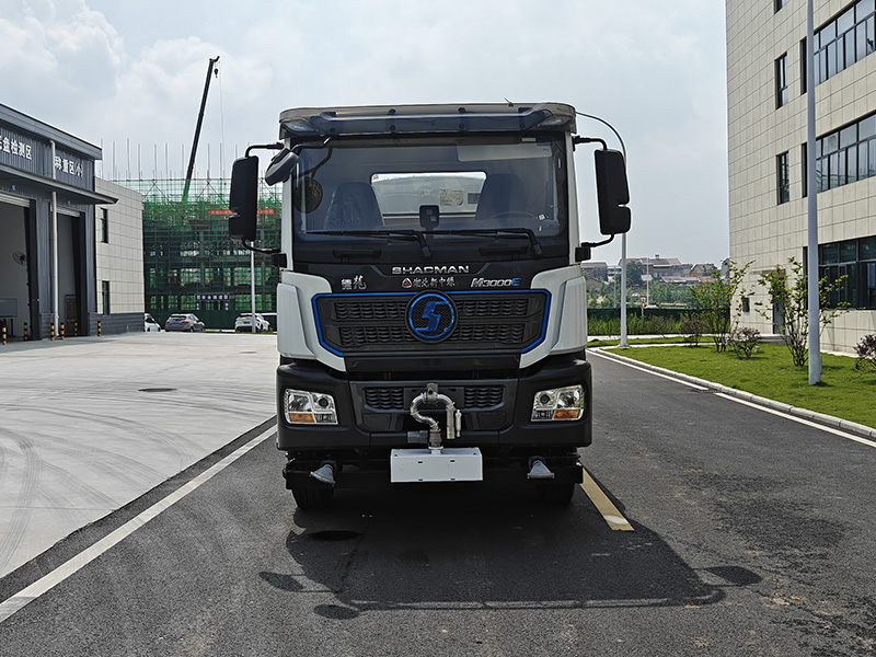 XZL5250GPSBEV型纯电动绿化喷洒车