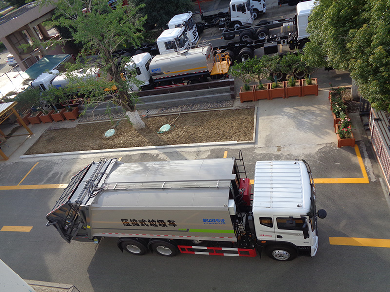 XZL5250ZYS6型压缩式垃圾车