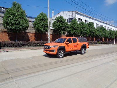 XZL5030XZH6型指挥车