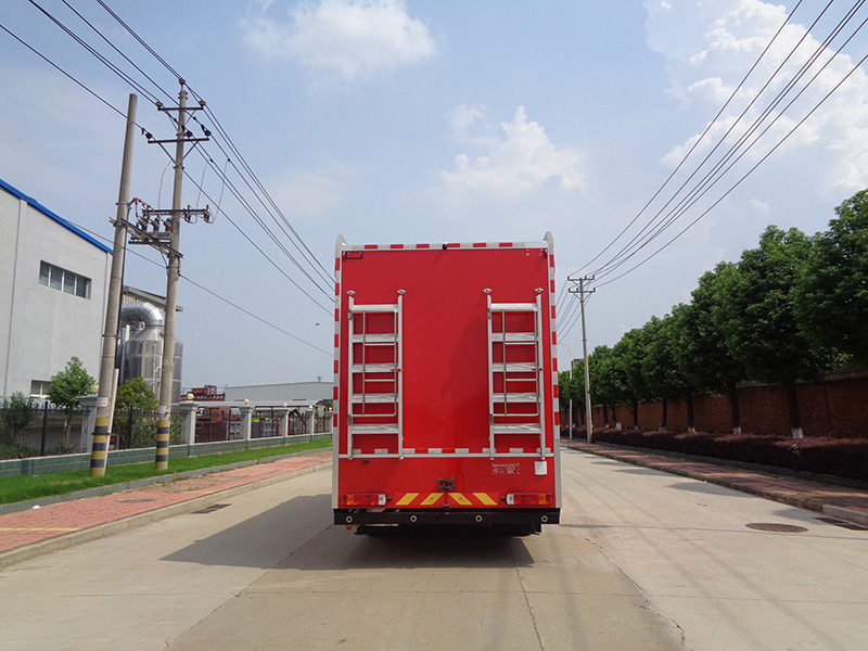 XZL5160XLY6型淋浴车