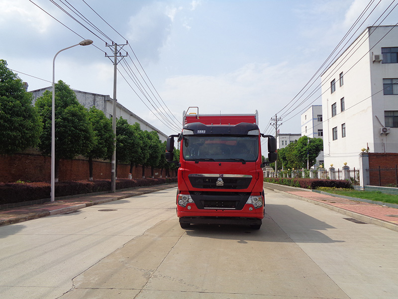 XZL5160XLY6型淋浴车