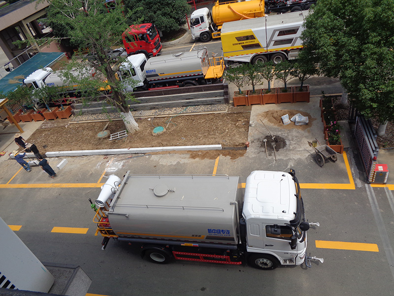 XZL5167GPS6型绿化喷洒车