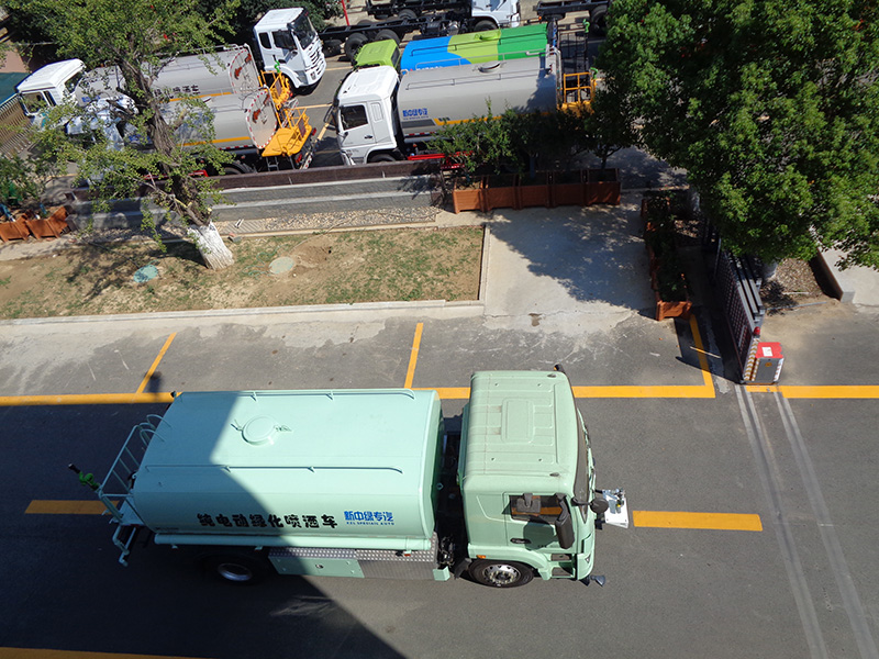 XZL5181GPSBEV型纯电动绿化喷洒车