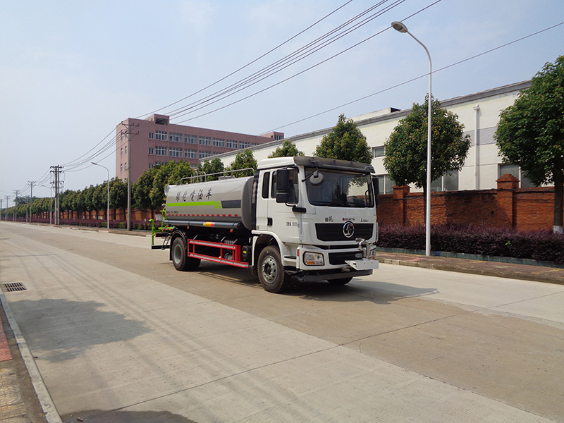 XZL5188GPS6S型绿化喷洒车