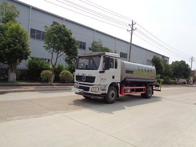 XZL5188GPS6S型绿化喷洒车