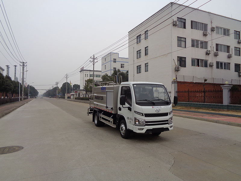 XZL5040GPSBEV型纯电动绿化喷洒车