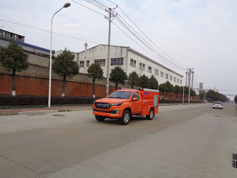 XZL5045GSS6型洒水车