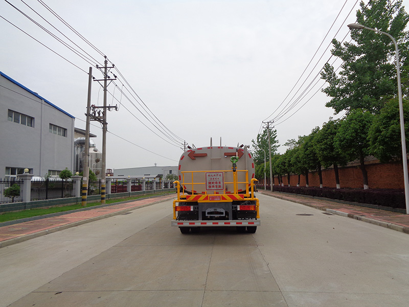 XZL5183GPSBEV型纯电动绿化喷洒车