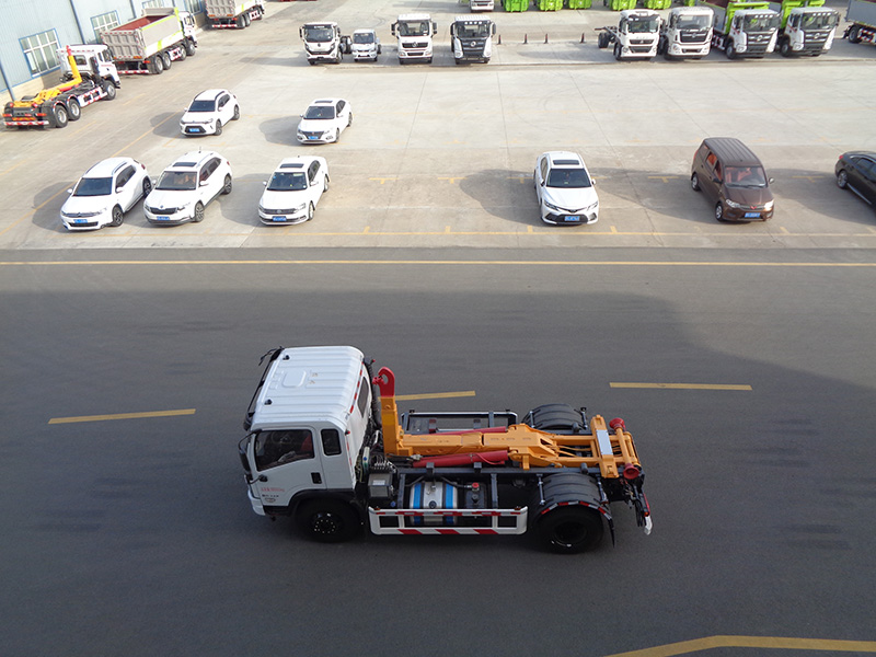 XZL5183ZXX6型车厢可卸式垃圾车